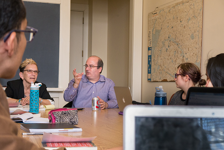 David Grann addresses Professor Blance Boyd's Narrative Nonfiction class.